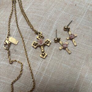 Necklace and earring set